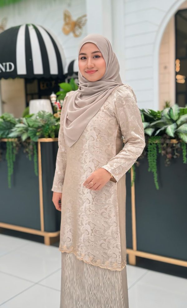 ADEA SULAM in OATMEAL – Mawar Cotton